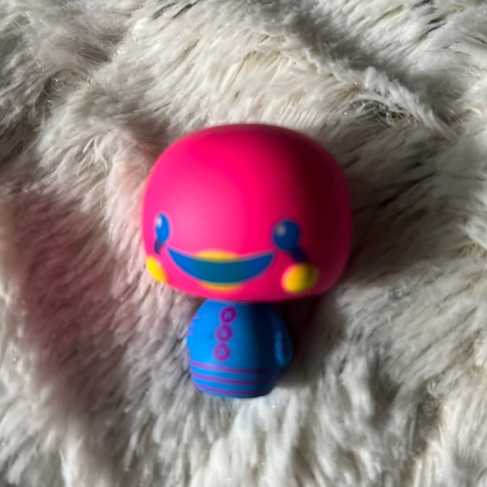 1 inch Five Nights at Freddy’s BlackLight Puppet Figure
